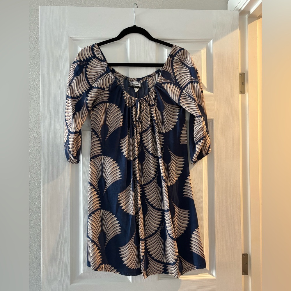 Manuhealii Dress